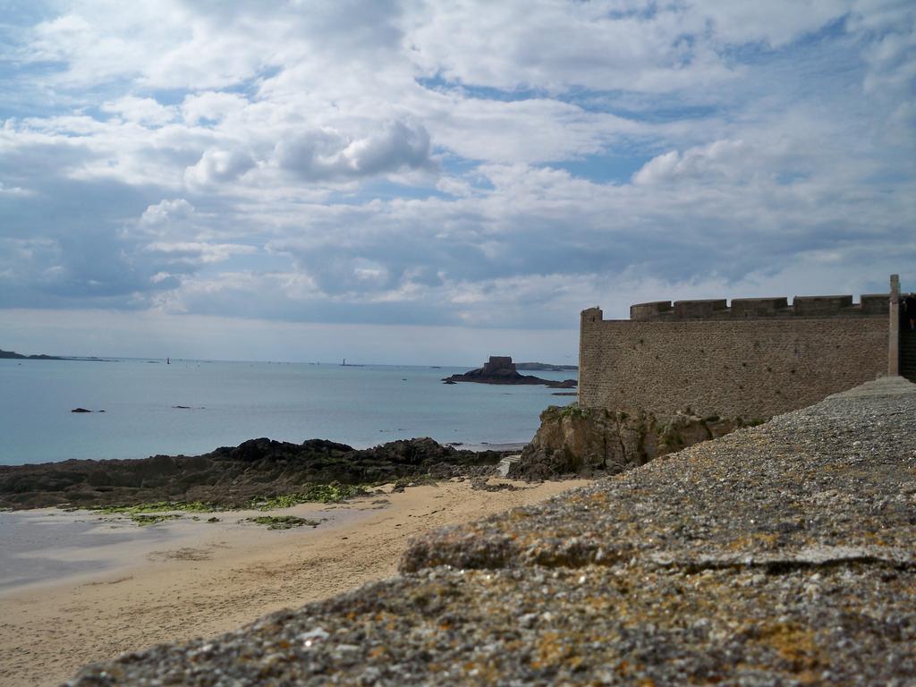 Gite De La Caminais Pleurtuit Rum bild